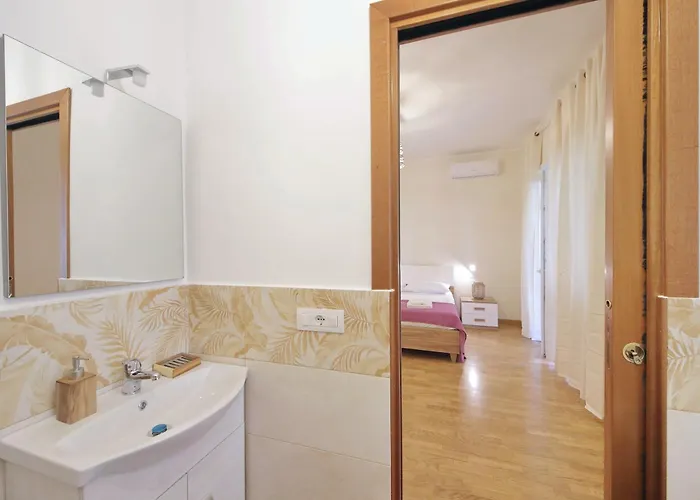Cherry Wood House Apartment *
